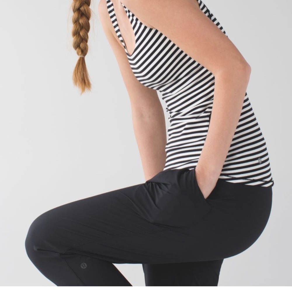 πSALEπ Lululemon Black/White Striped Amala Tank - Picture 3 of 15